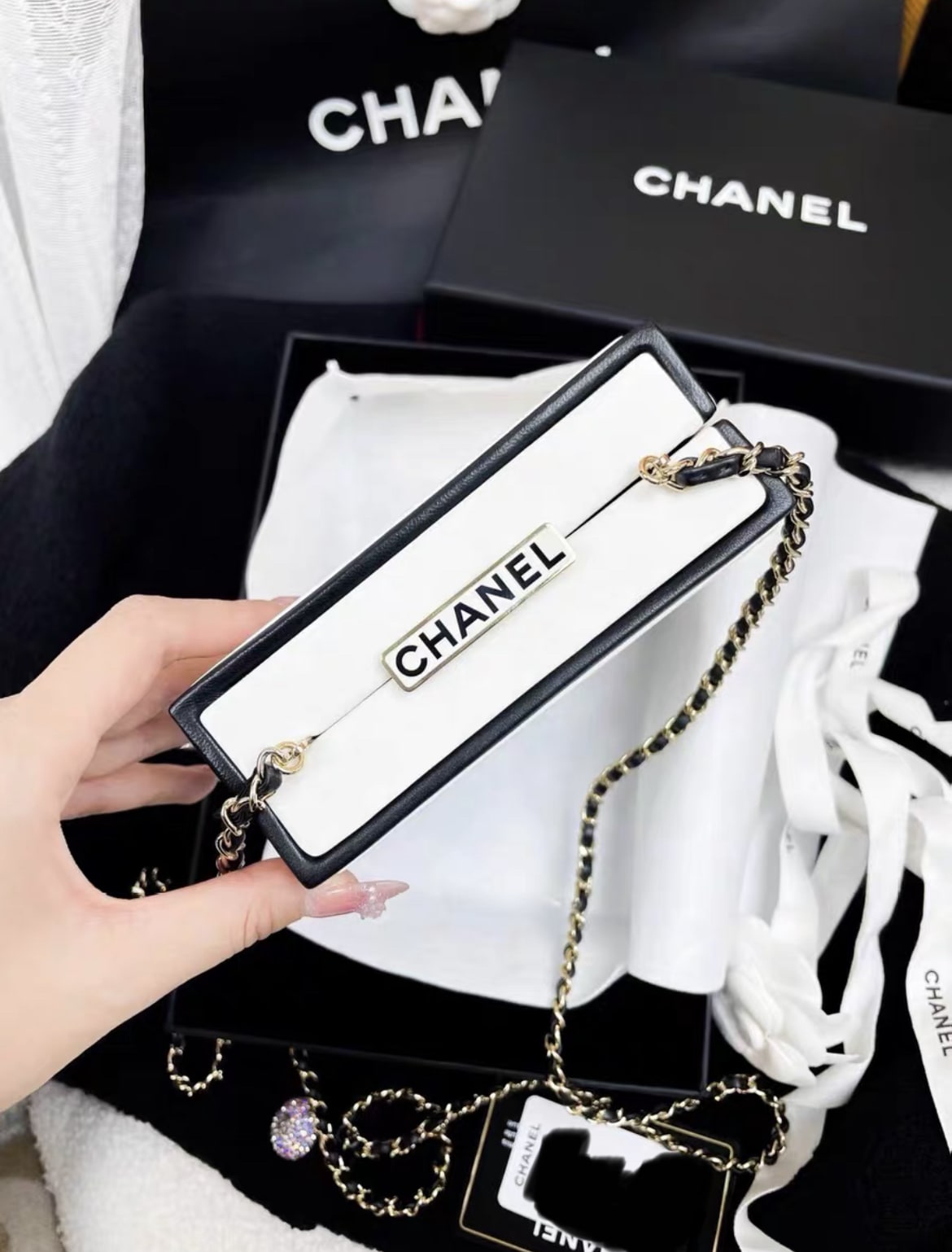 Chanel Luxury Leather Black Clutch Rovelle Bags