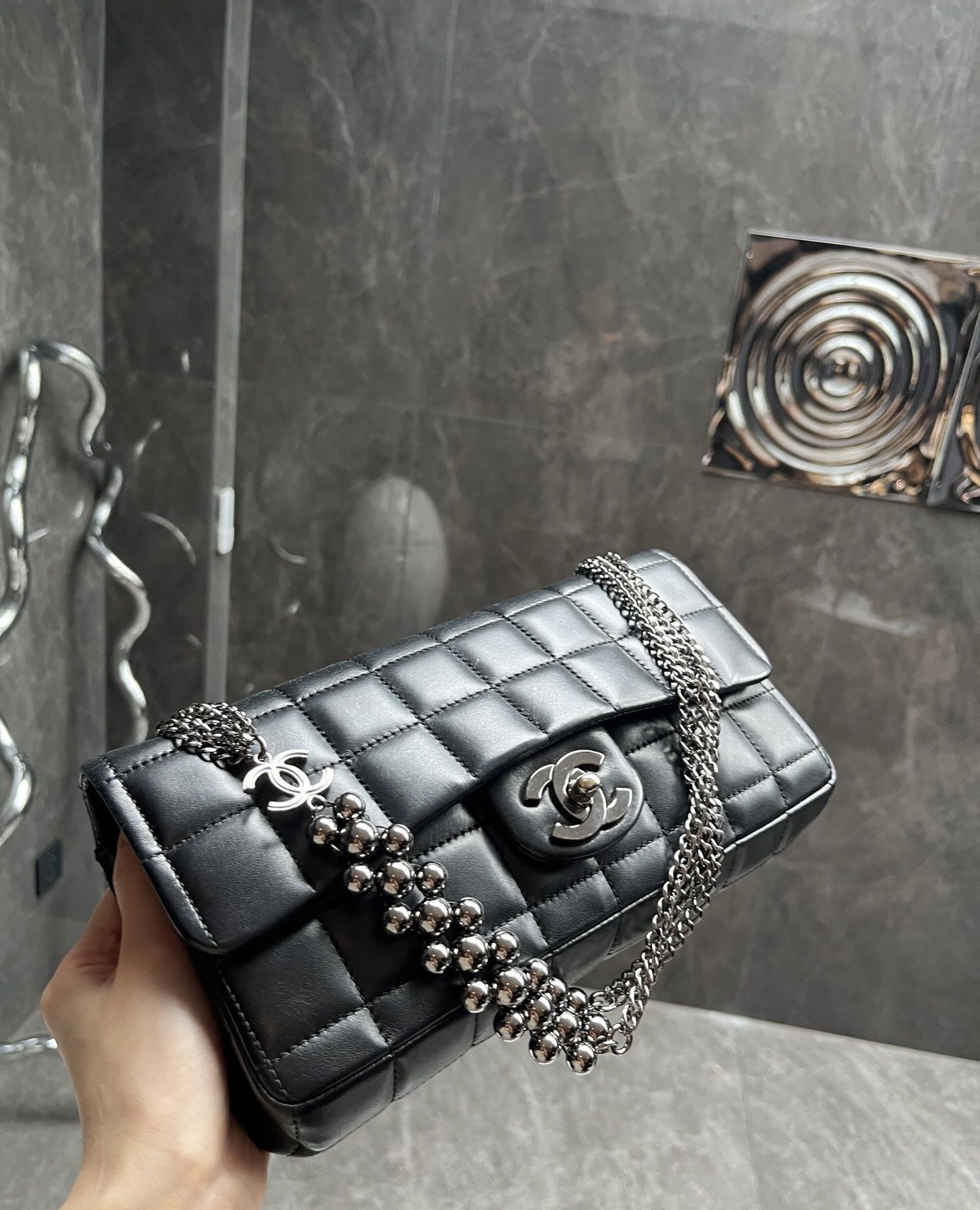 Chanel Luxury Leather Black Handbag Style 14 Rovelle Bags