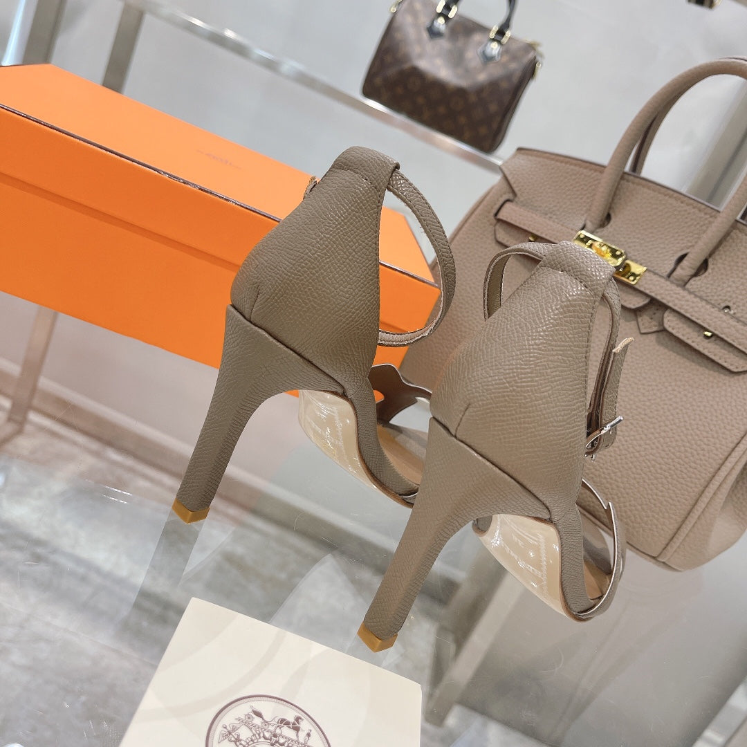 Hermes premiere 70 Heels