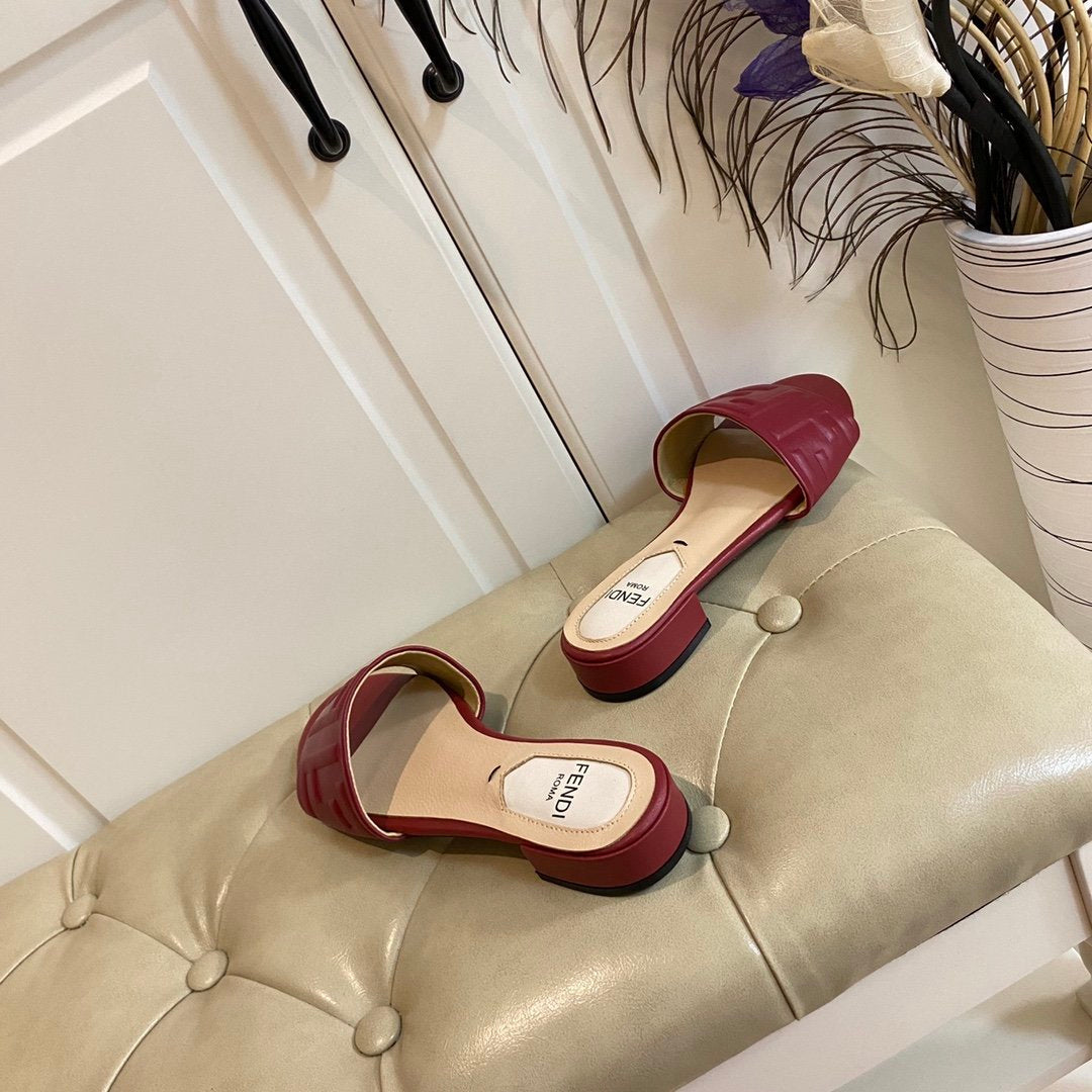 Fendi Signature Slides