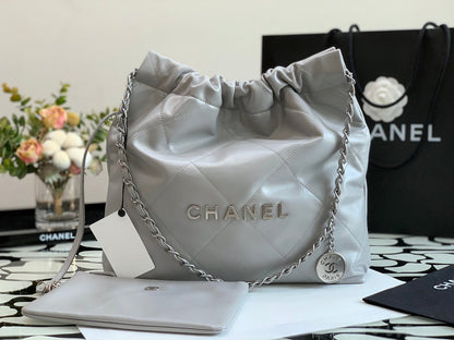 Chanel 22 Medium Handbag