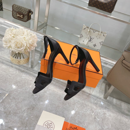Hermes premiere 70 Heels