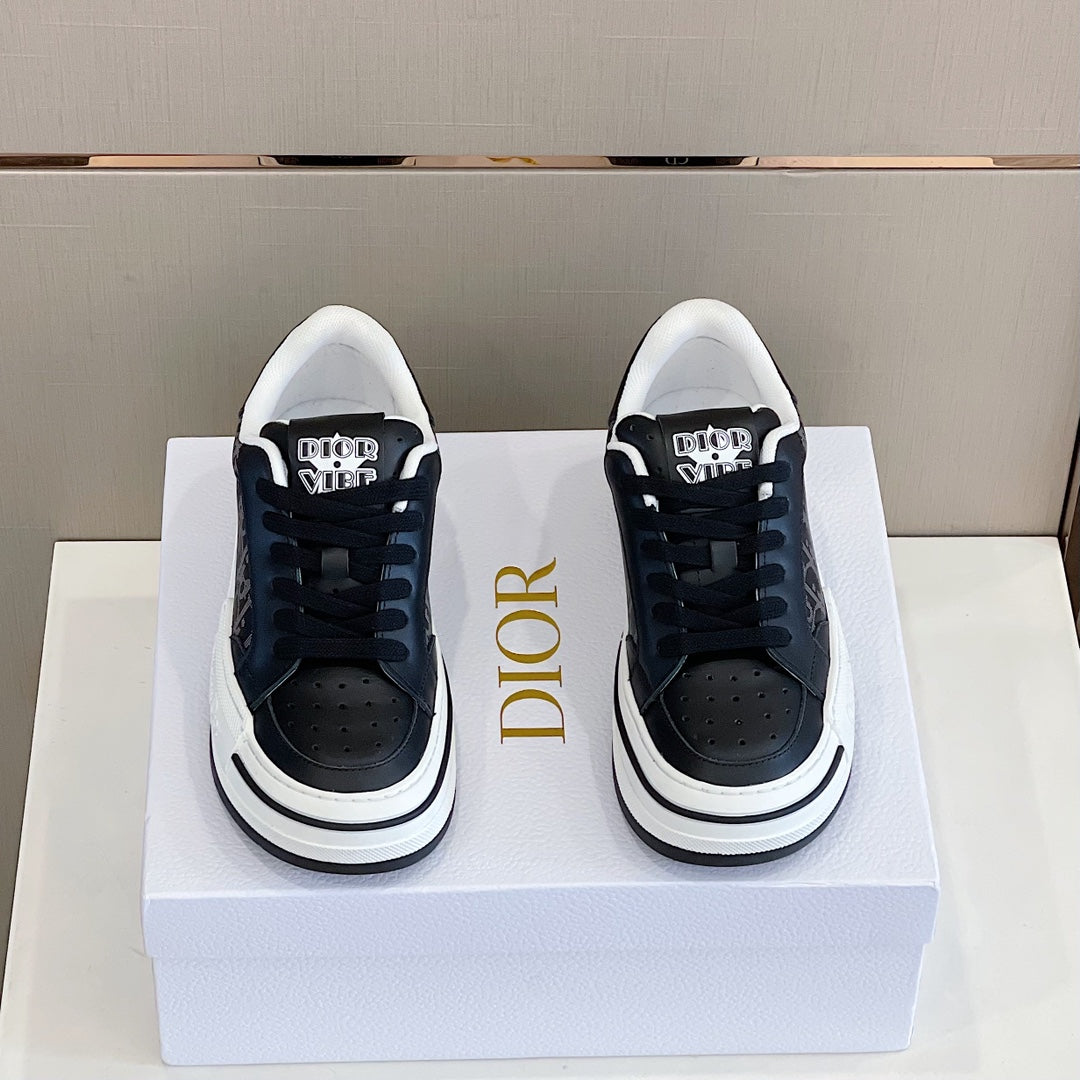Christian Dior D Freeway  Sneakers