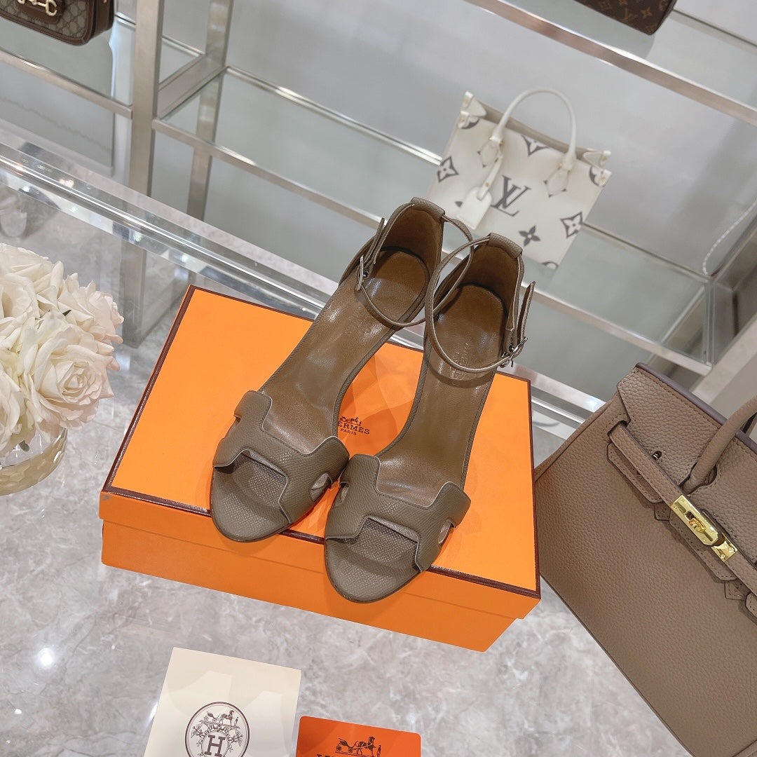 Hermes premiere 70 Heels