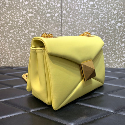 Valentino One Stud Bag With Chain