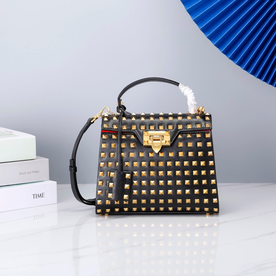 Valentino Garavani Small Rockstud Alcove Grainy Calfskin Bag