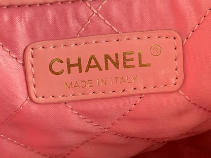 Chanel 22 Medium Handbag