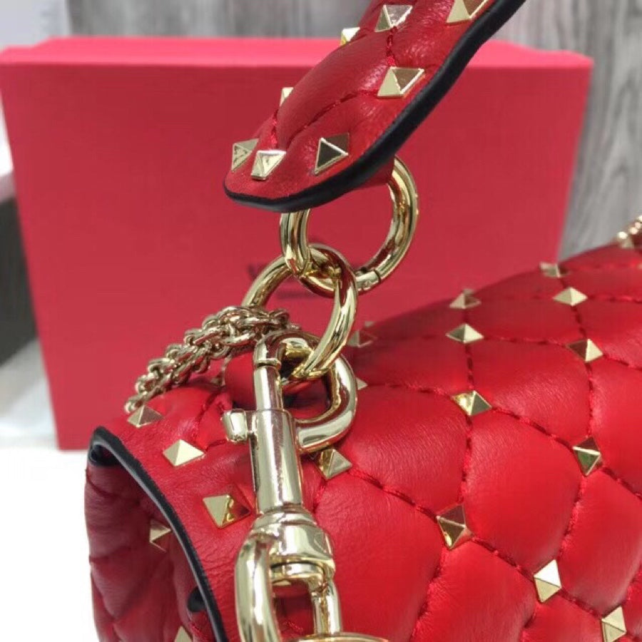 Valentino Garavani  Rockstud Spike Medium  Bag
