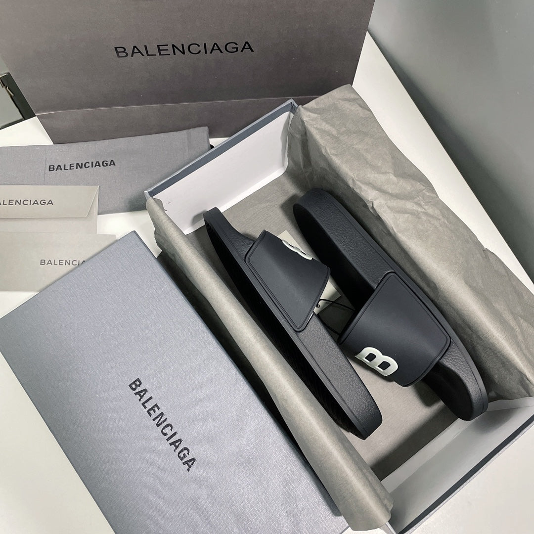 Balenciaga  Men Slides