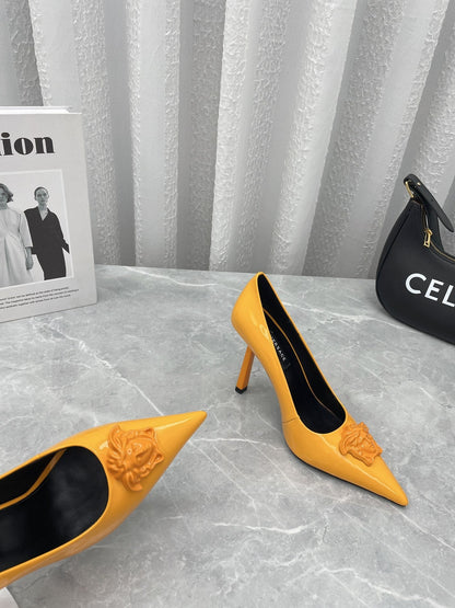 Versace  La Medusa Naplak Pumps