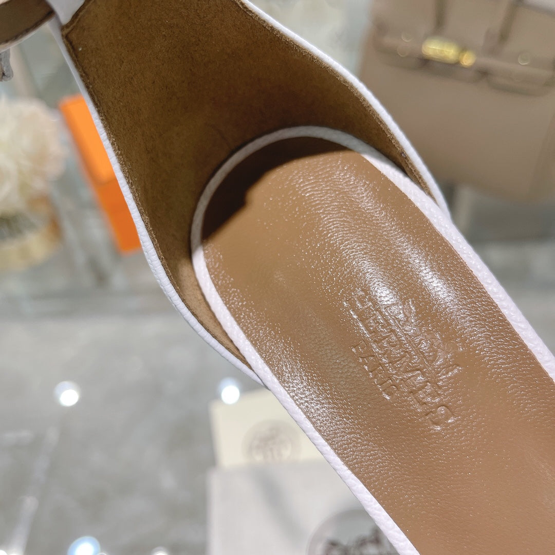 Hermes premiere 70 Heels