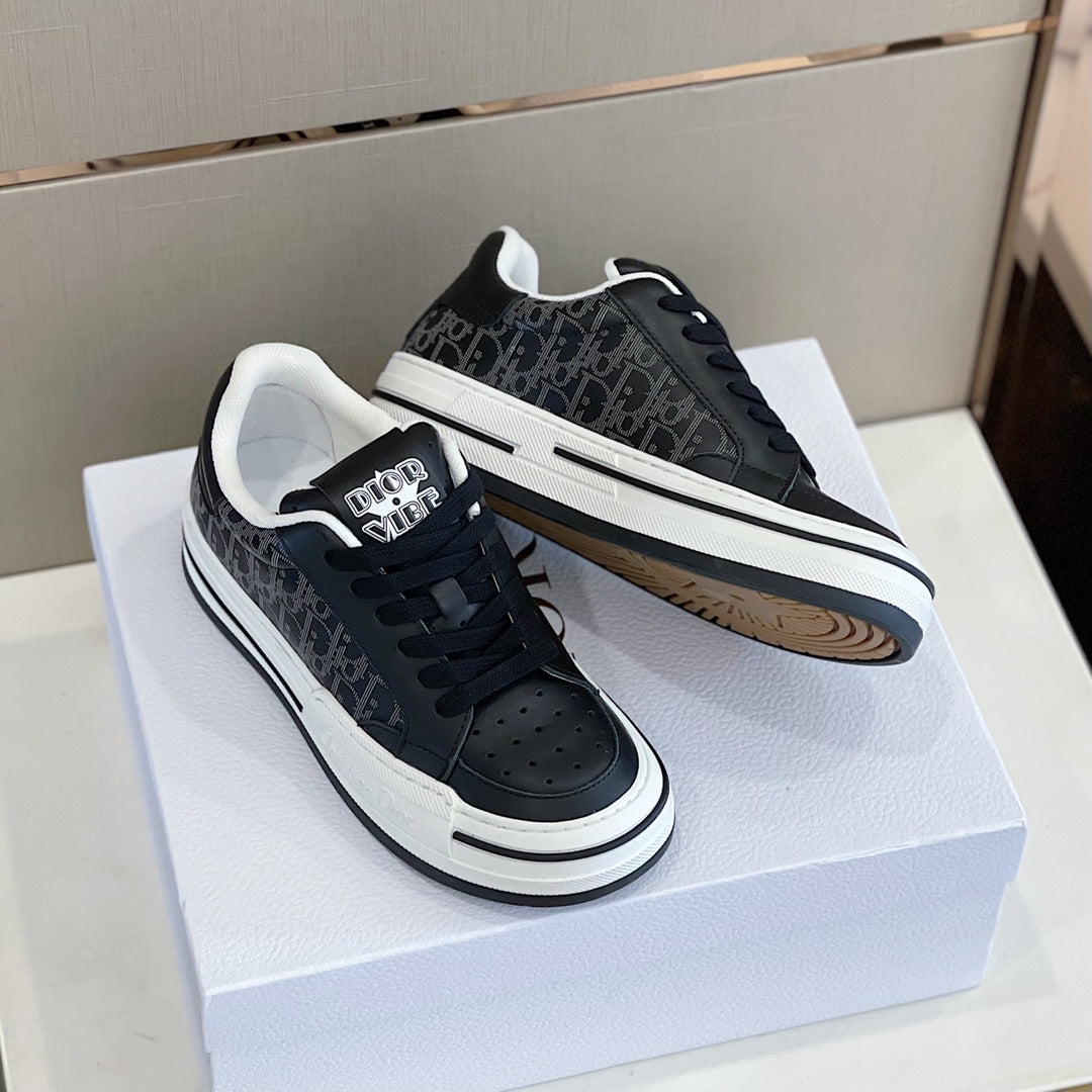 Christian Dior D Freeway  Sneakers