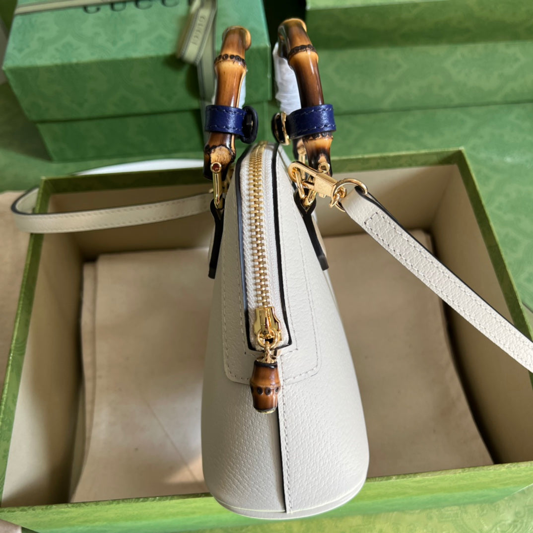 Gucci  Diana Mini Tote Bag