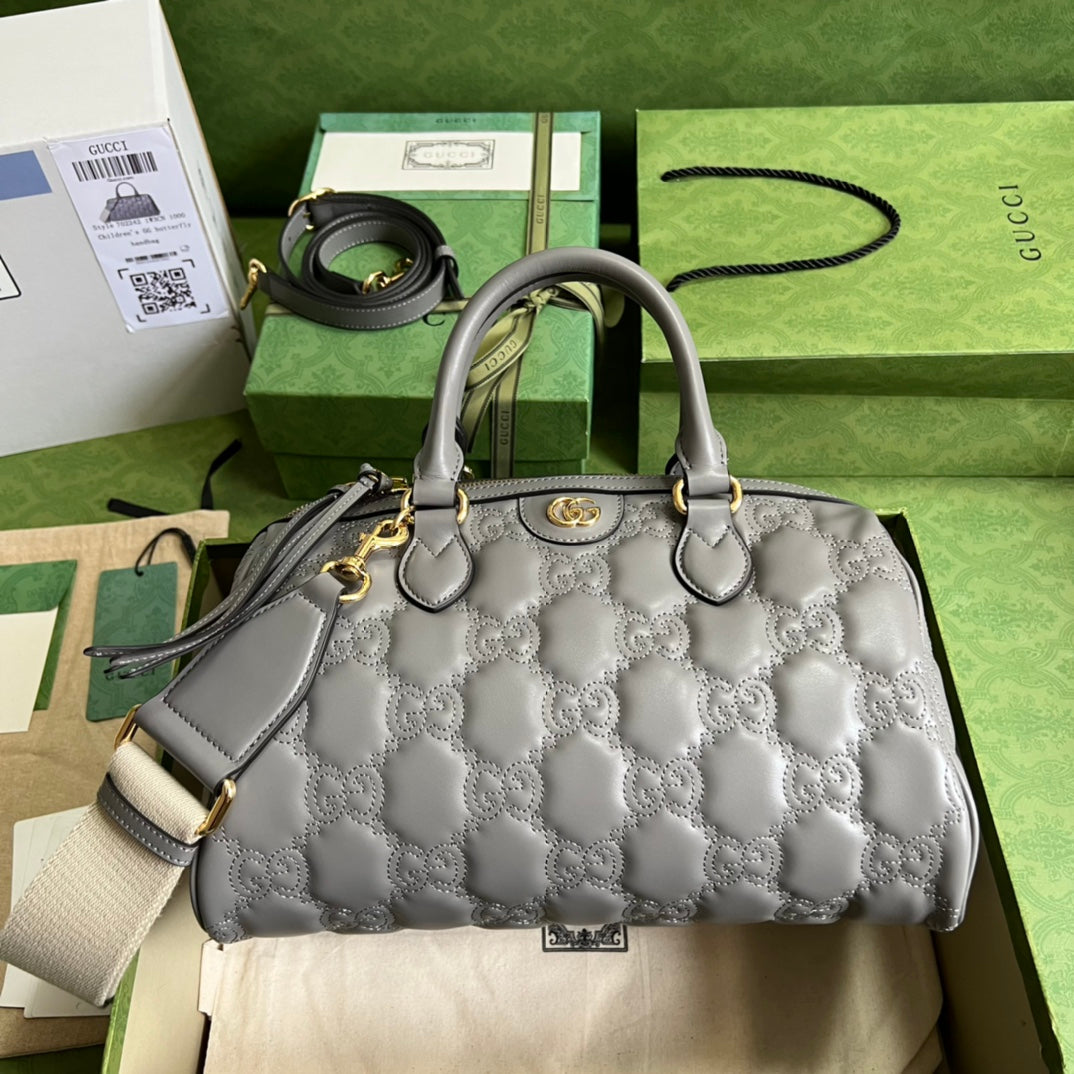 Gucci GG Matelasse Leather Medium Bag