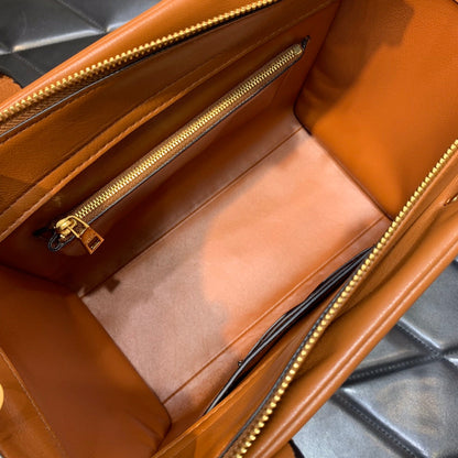 Valentino One Stud Medium Bag