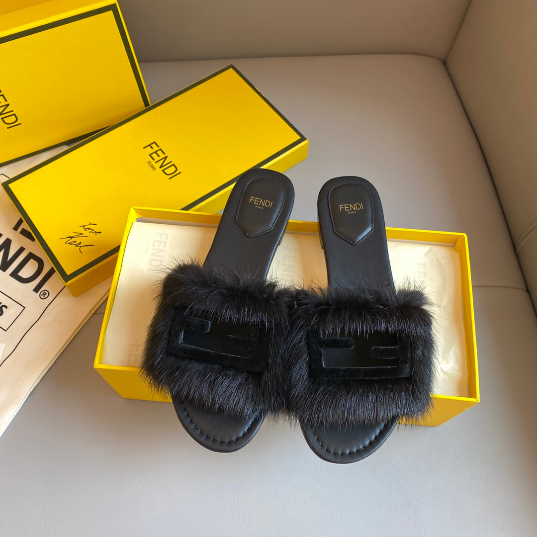 Fendi Signature Slides