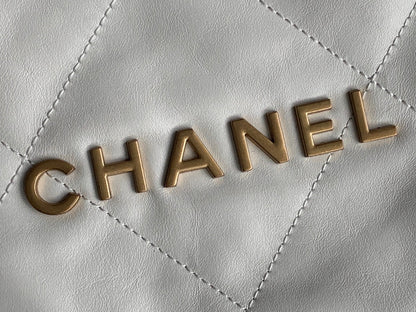 Chanel 22 Medium Handbag