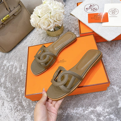 Hermes Aloha Sandal