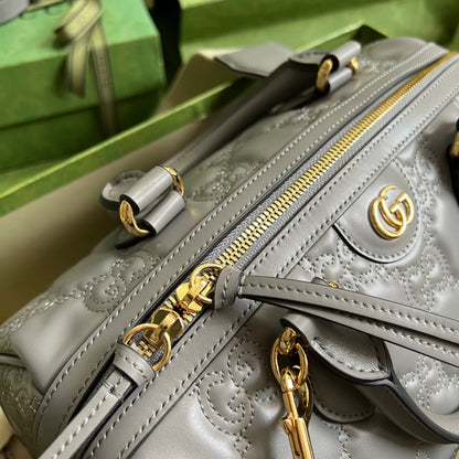 Gucci GG Matelasse Leather Medium Bag