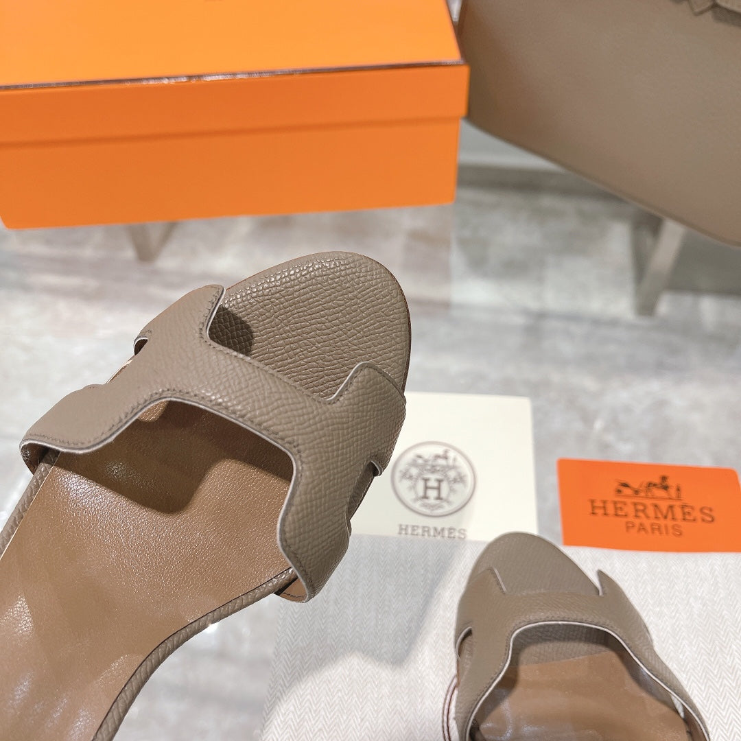 Hermes premiere 70 Heels