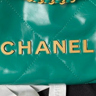 Chanel 22 Mini HandBag