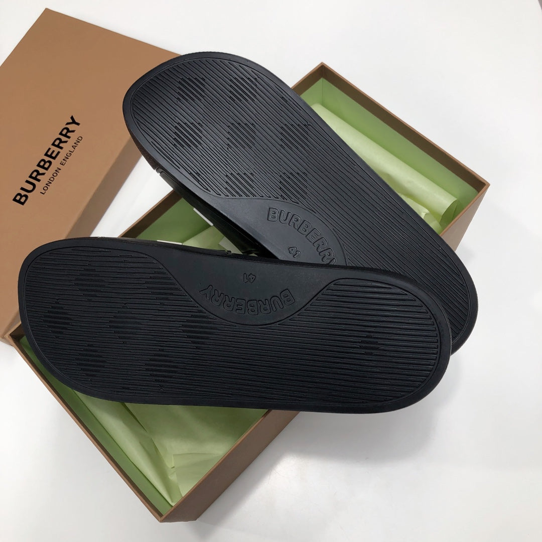 Burberry Men Slides