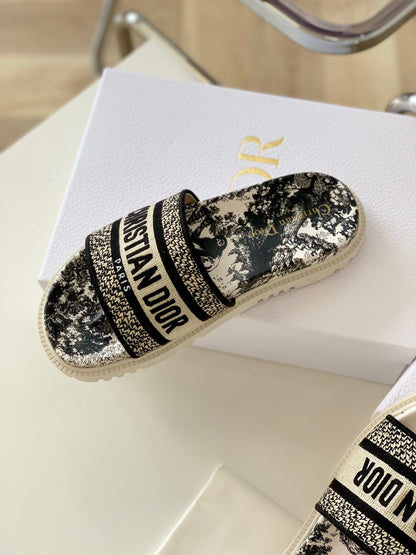 Christian Dior Dway Slide