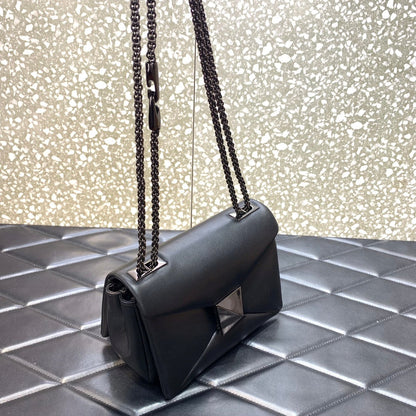 Valentino One Stud Bag With Chain