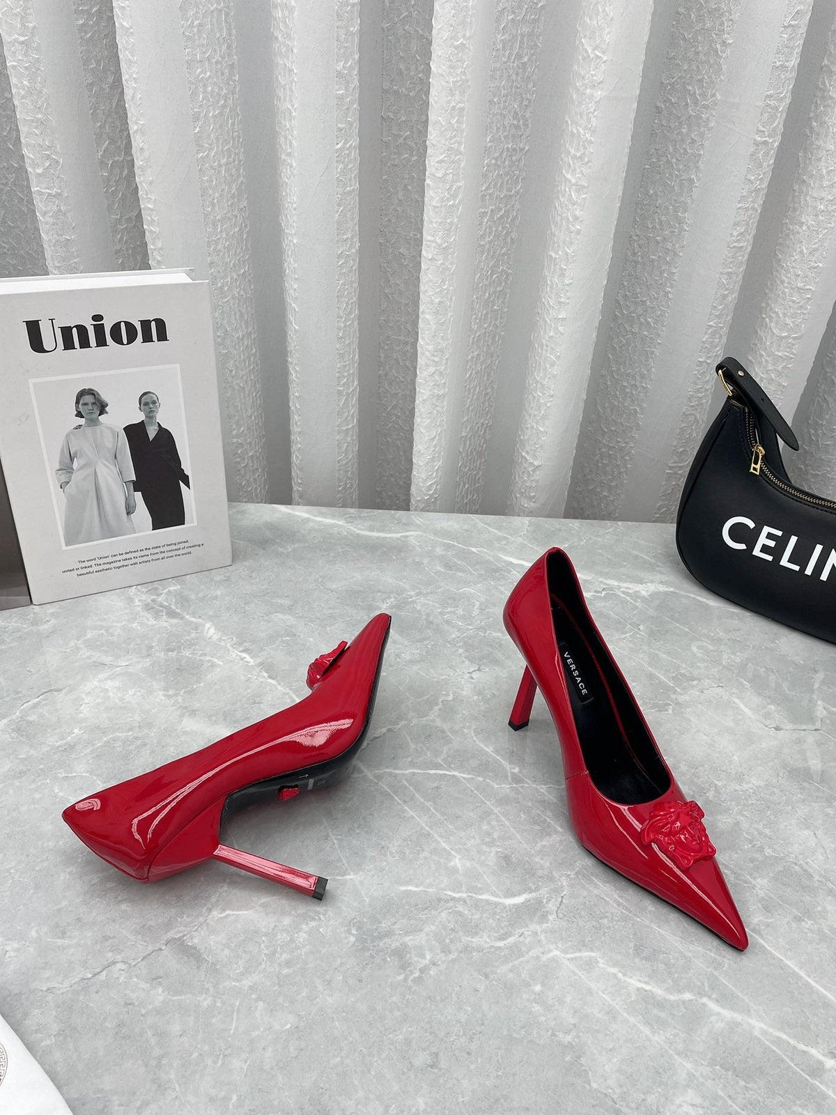 Versace  La Medusa Naplak Pumps