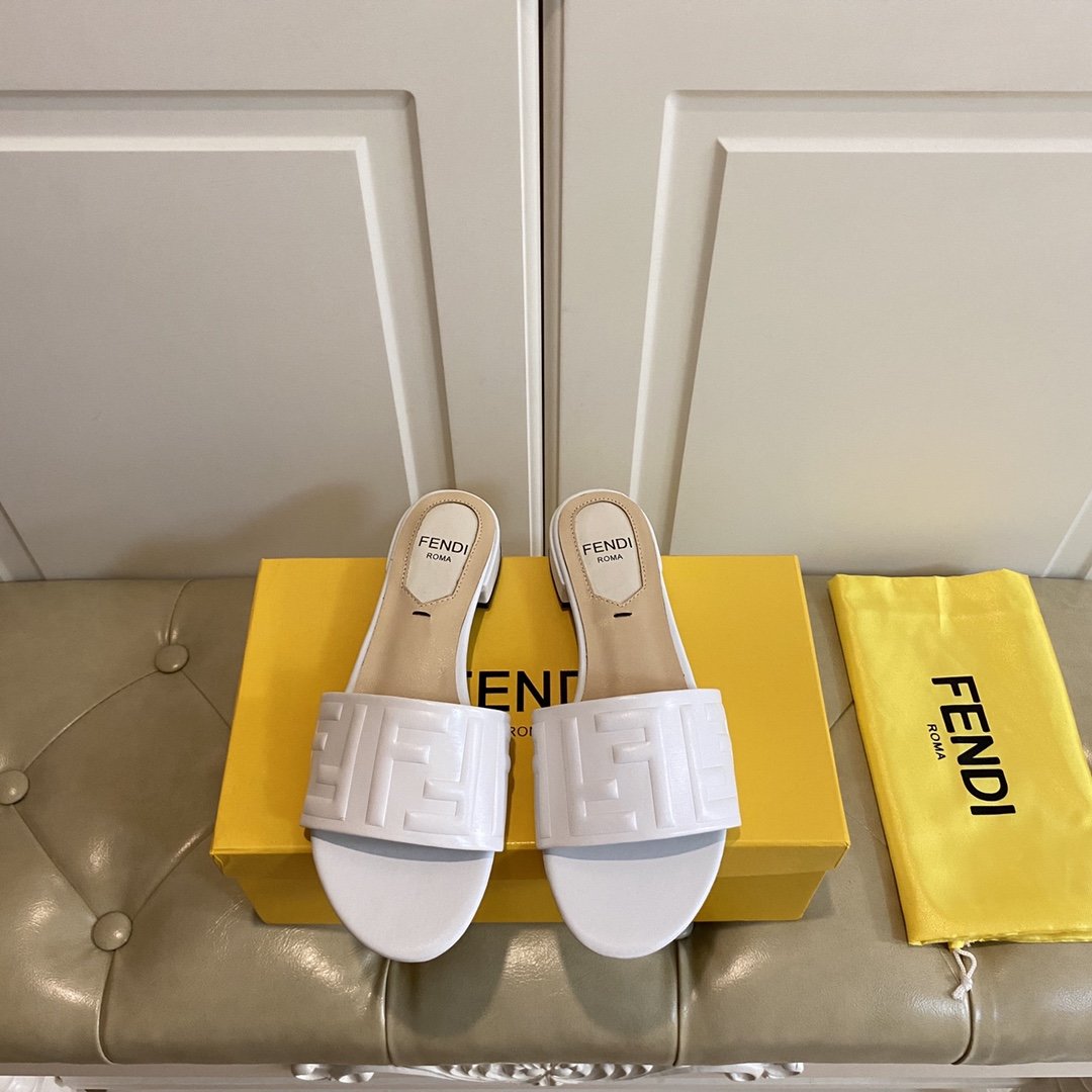 Fendi Signature Slides