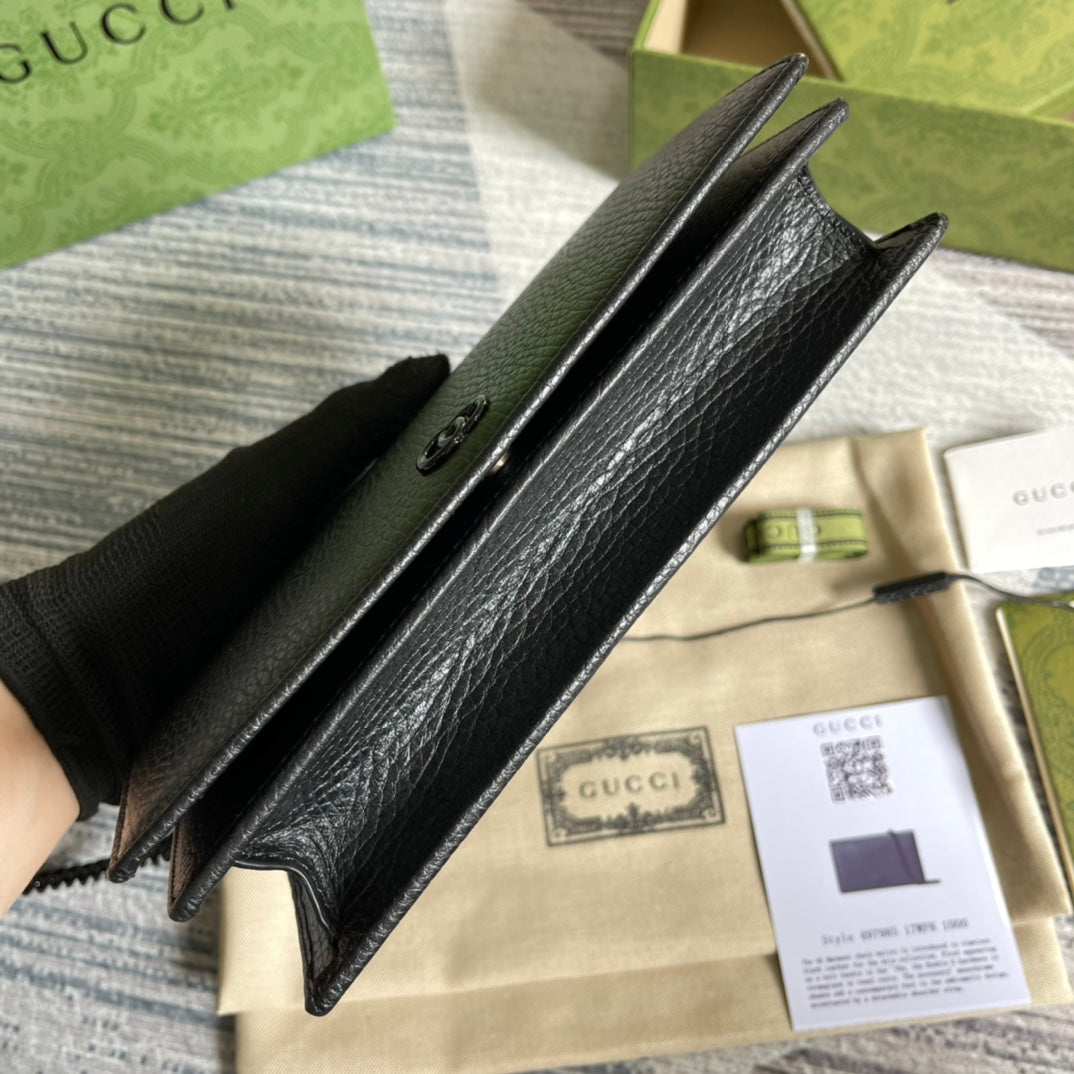 Gucci GG Marmont  Chain Wallet