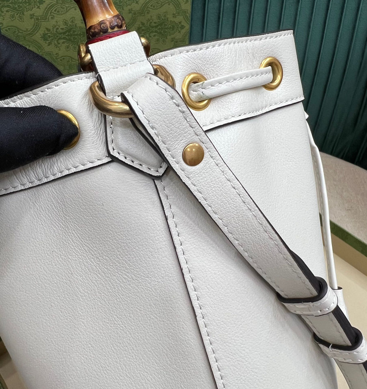 Gucci  Diana Mini Bucket Bag