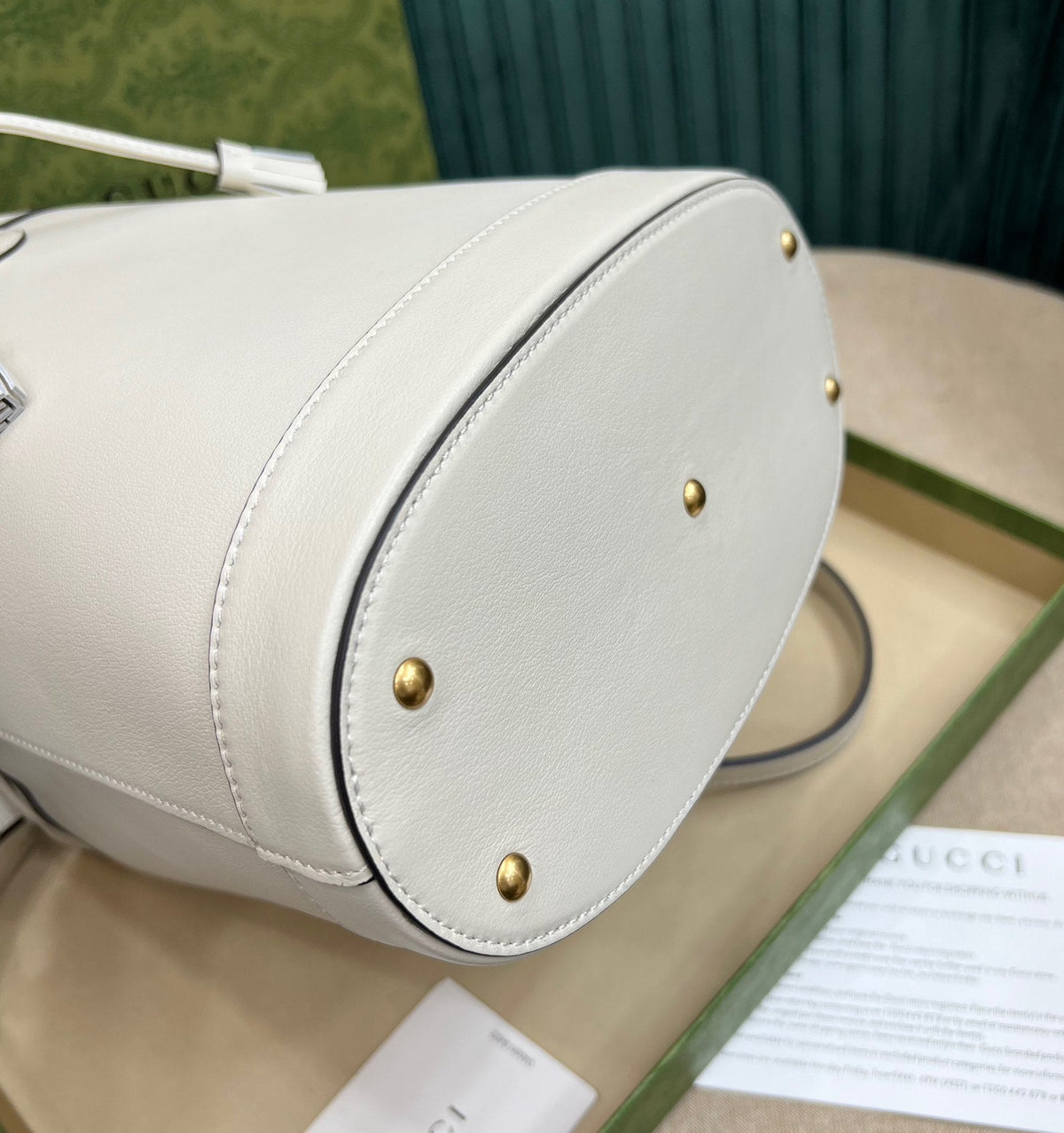 Gucci  Diana Mini Bucket Bag