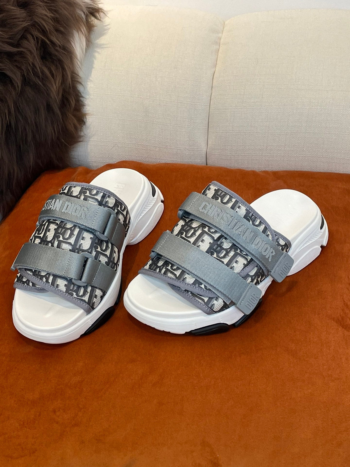 Christian Dior D Wander Slides