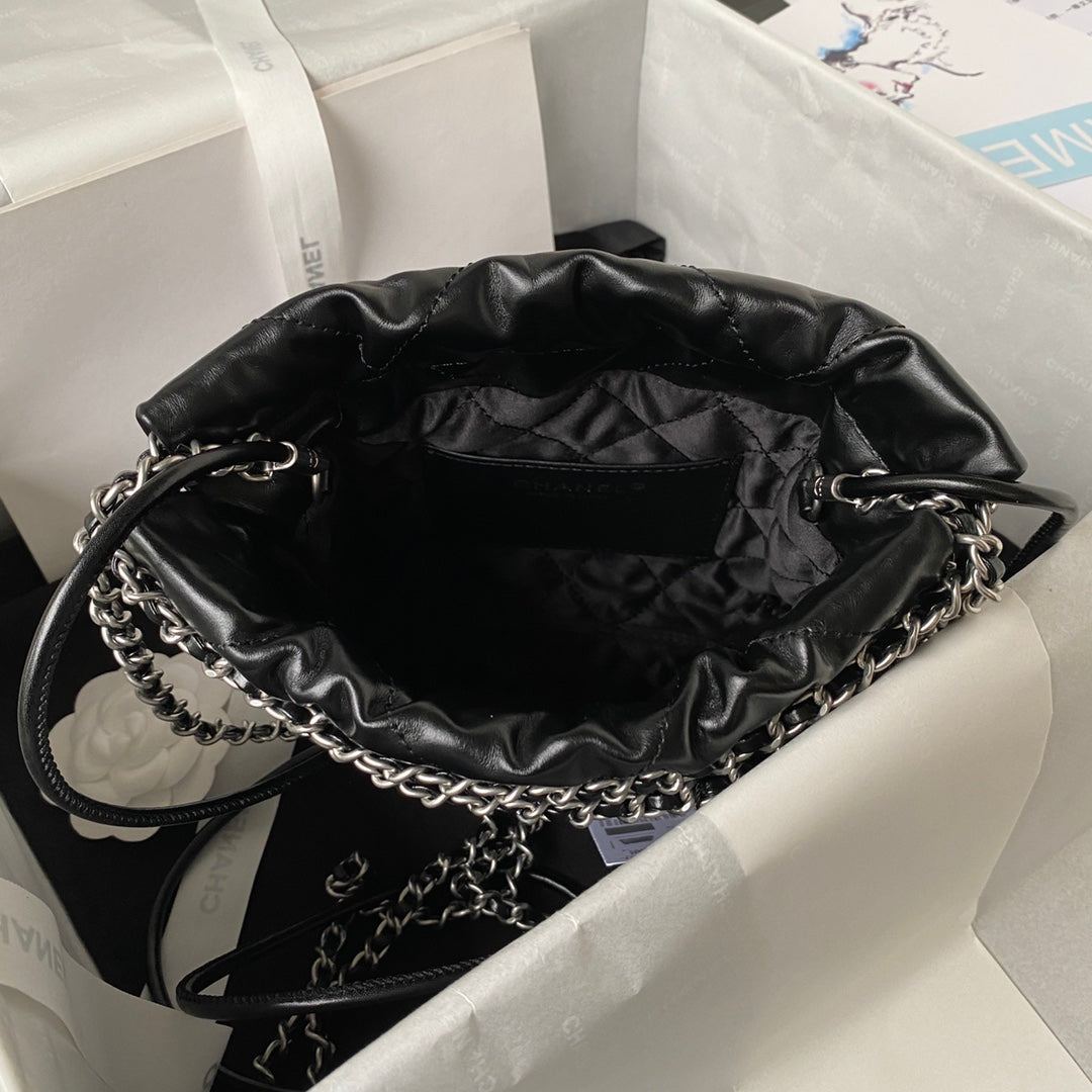 Chanel 22 Mini HandBag
