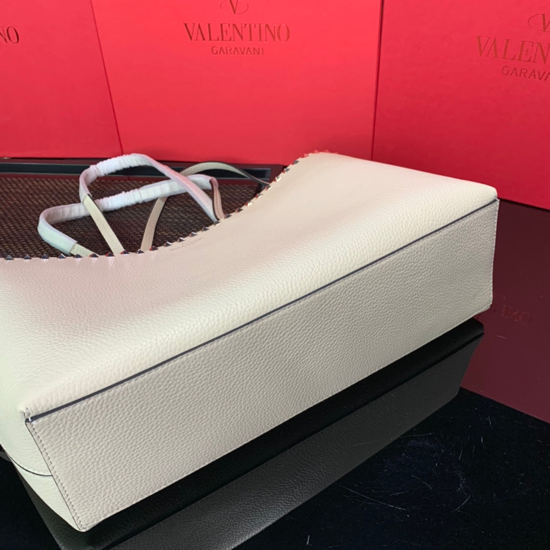 Valentino Garavani Rockstud Calfskin Grainy Tote Bag