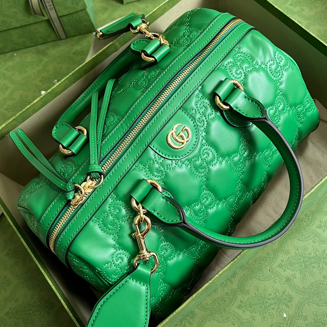 Gucci GG Matelasse Leather Medium Bag