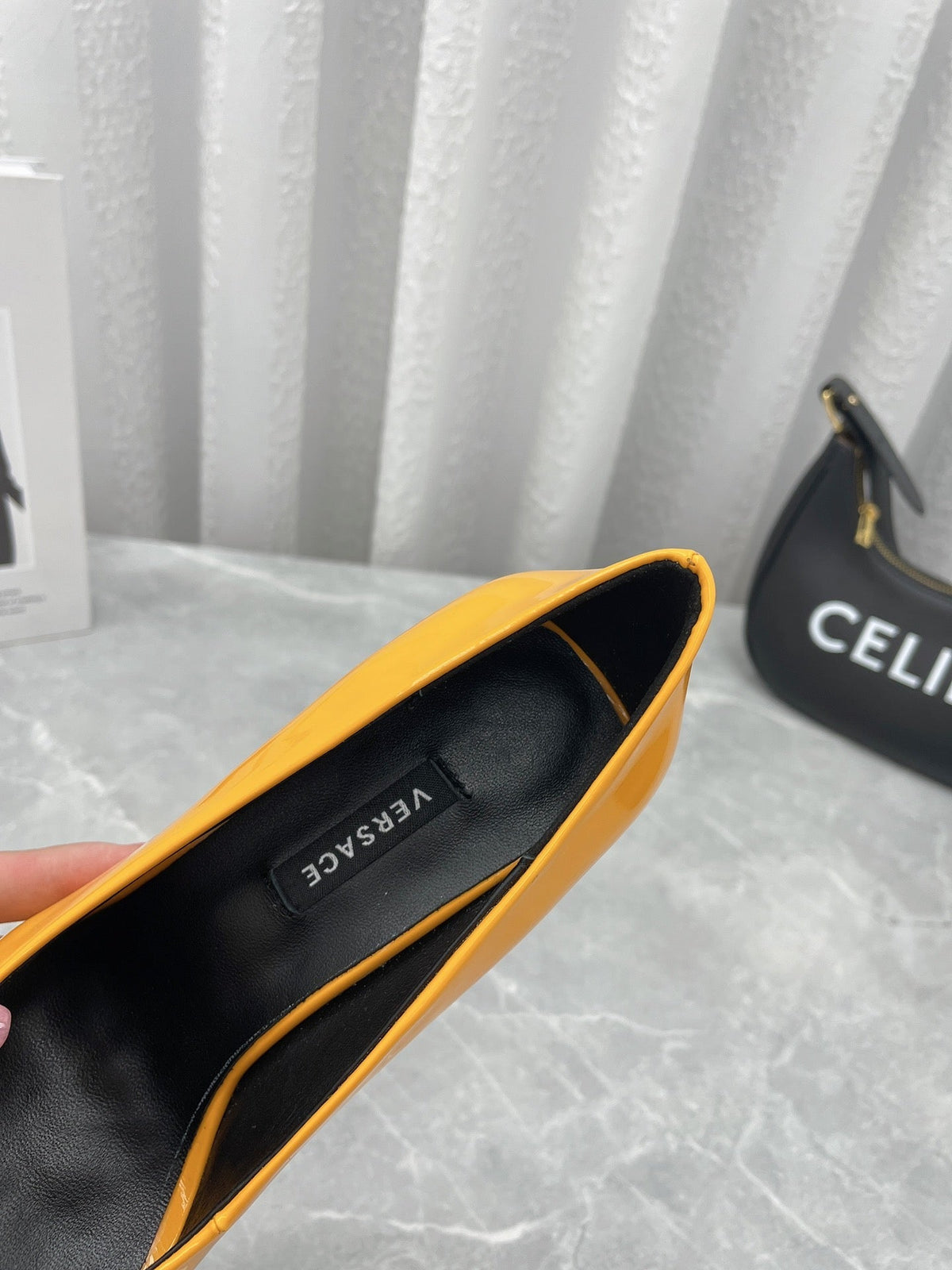Versace  La Medusa Naplak Pumps