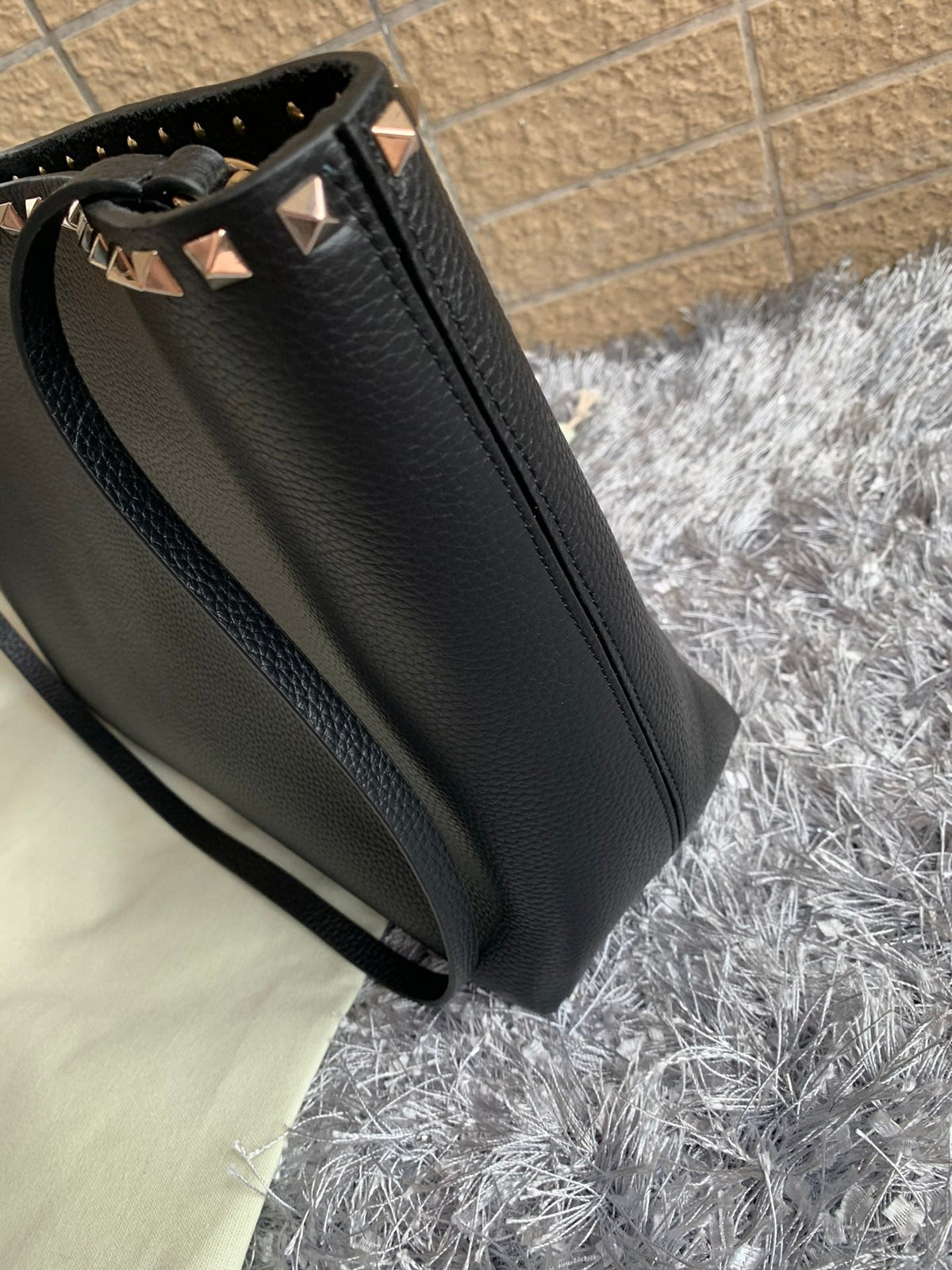 Valentino Garavani Rockstud Calfskin Grainy Tote Bag