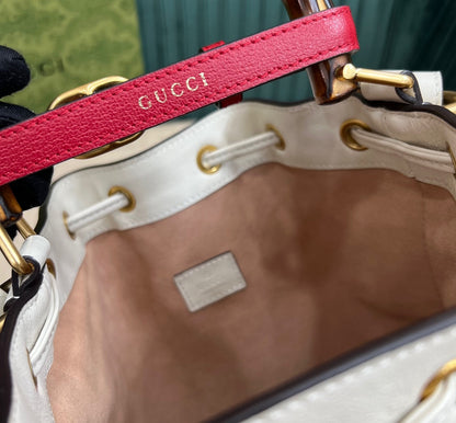 Gucci  Diana Mini Bucket Bag