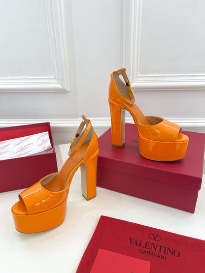 VALENTINO GARAVANI TAN-GO PLATFORM PATENT LEATHER SANDAL 155MM