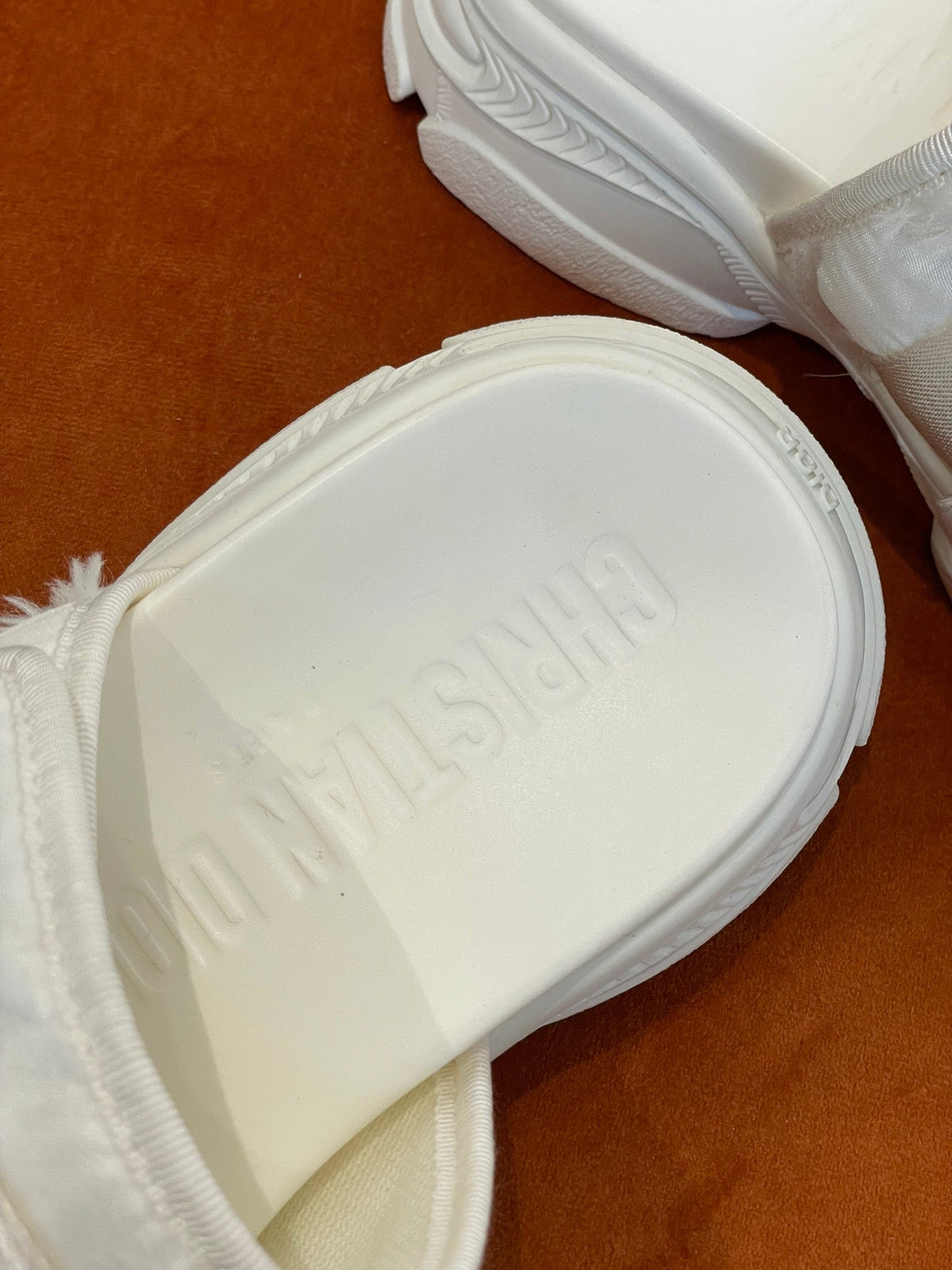 Christian Dior D Wander Slides