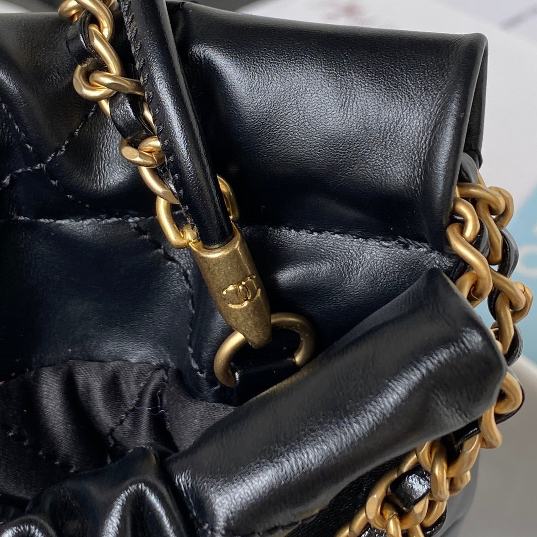 Chanel 22 Mini HandBag