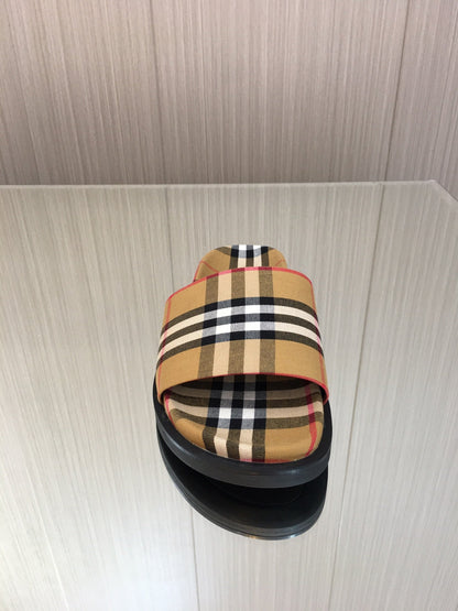 Burberry Men Slides