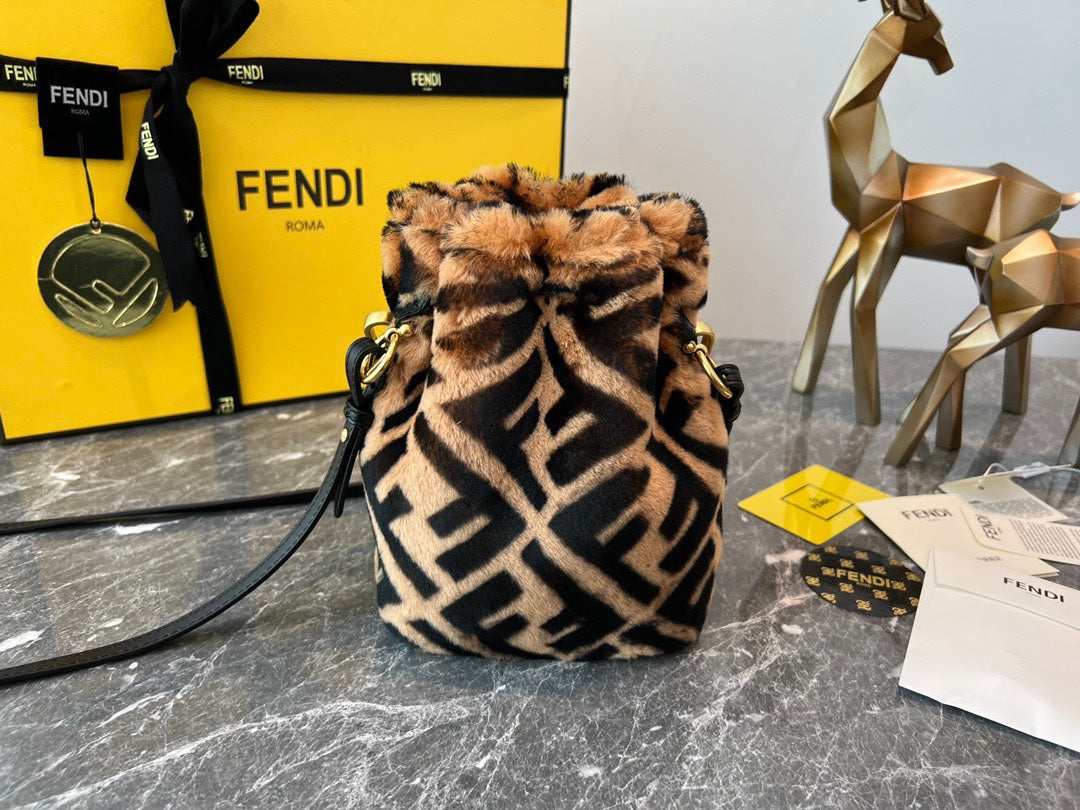 Fendi Mon Tresor Mini Bag