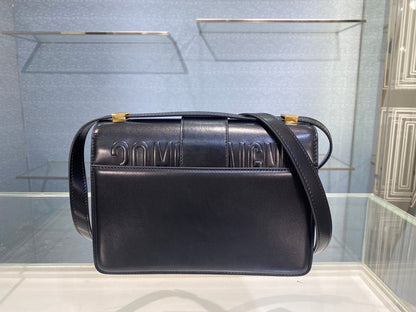 Christian Dior 30 Montaigne Bag