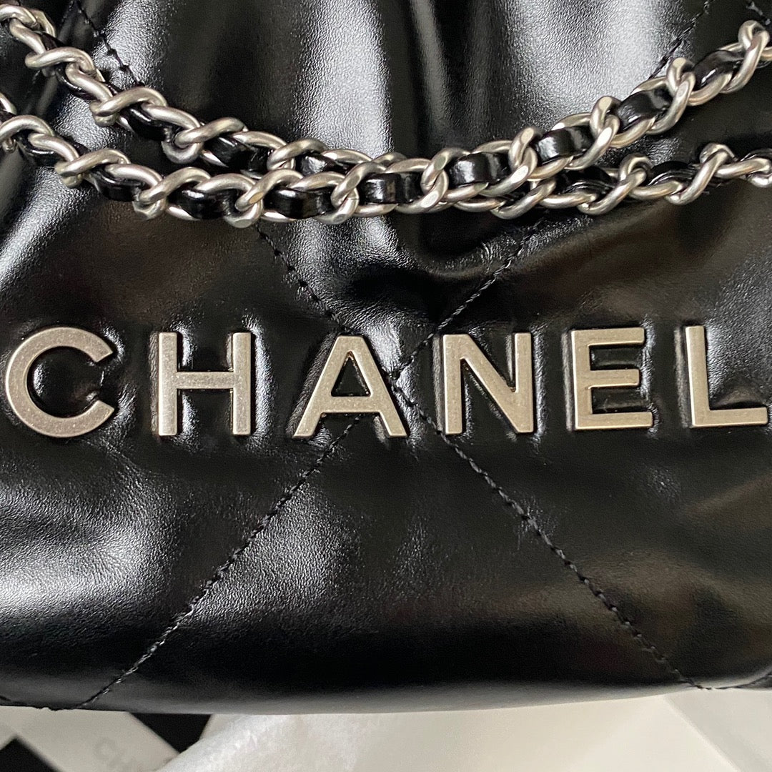 Chanel 22 Mini HandBag