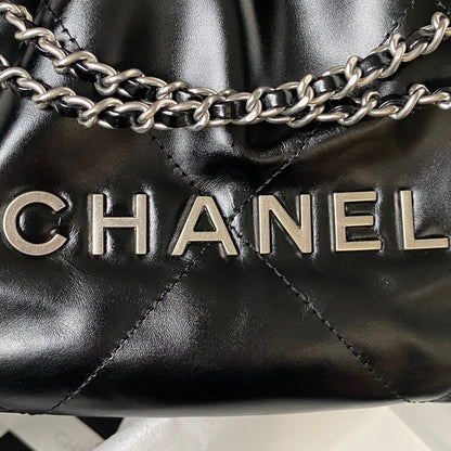 Chanel 22 Mini HandBag