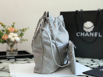 Chanel 22 Medium Handbag