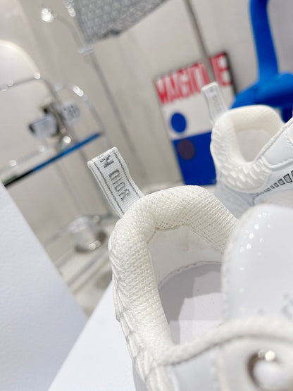 Christian Dior Vibe Sneakers